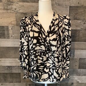 T. Tahari Long Sleeve Top with gathered cuffs